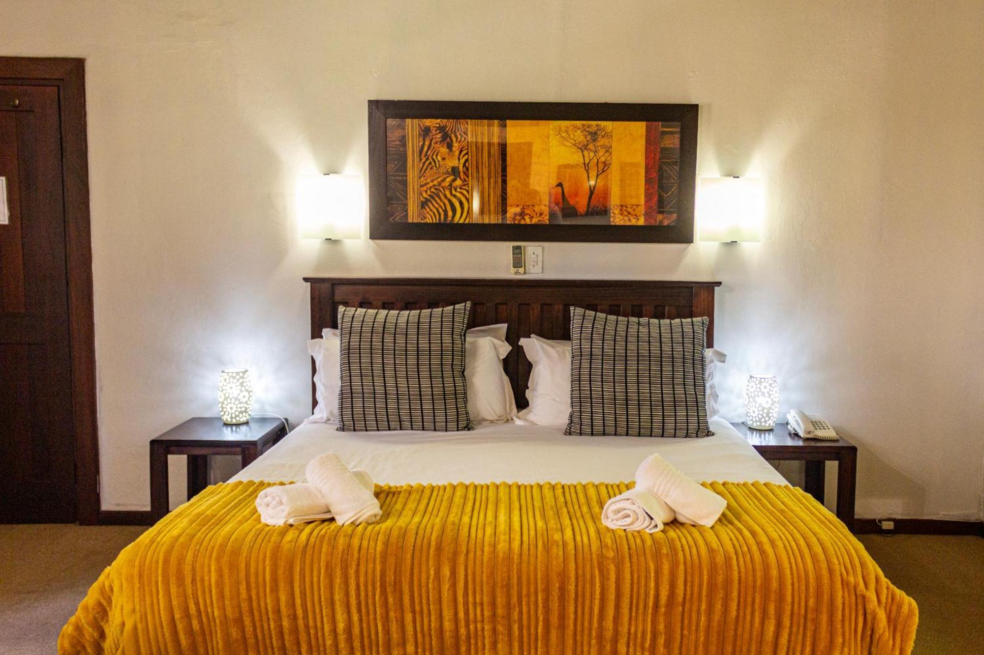 Hotel Numbi & Garden Suites Хейзивью Экстерьер фото
